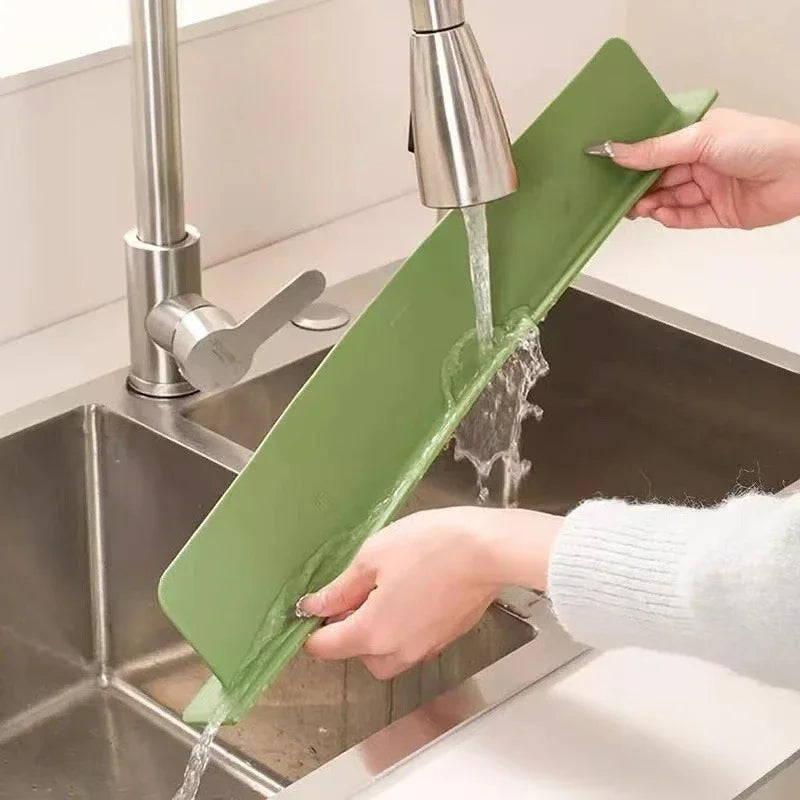 SPLASH GUARD FOR KITCHEN SINK & COUNTERTOP | BUY 1 GET 1 FREE